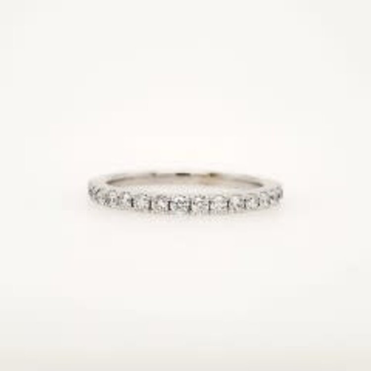475223 18K WHITE GOLD .27CTW DIAMOND 4 PRONG WEDDING BAND