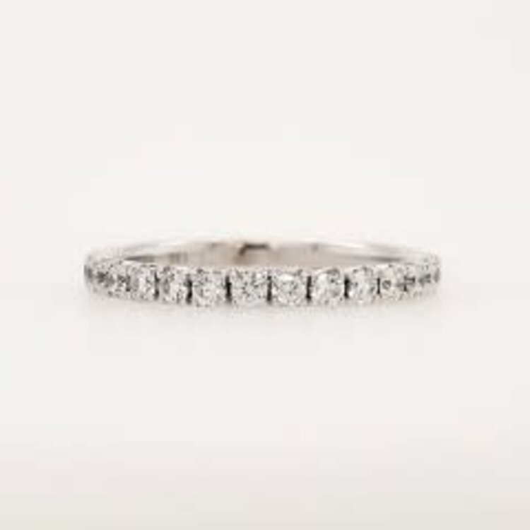 475222 18K WHITE GOLD .31CTW DIAMOND SHARED PRONG WEDDING BAND