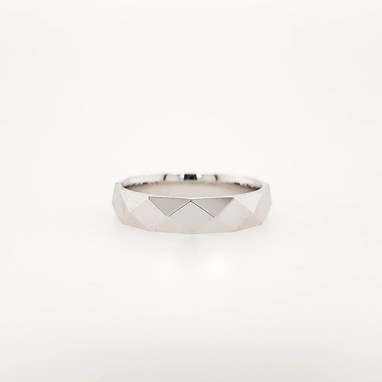 475238 14K WHITE GOLD HIGH POLISHED 4.8MM DIAMOND DESIGN MEN'S WEDDING BAND