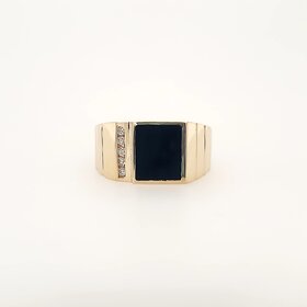 45051 14K YELLOW GOLD .08CT DIAMOND WITH RECTANGULAR ONYX MEN'S RING