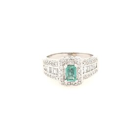 40346 14K WHITE GOLD .50CTW DIAMOND BAGUETTE AND ROUND EMERALD CENTER COCKTAIL RING