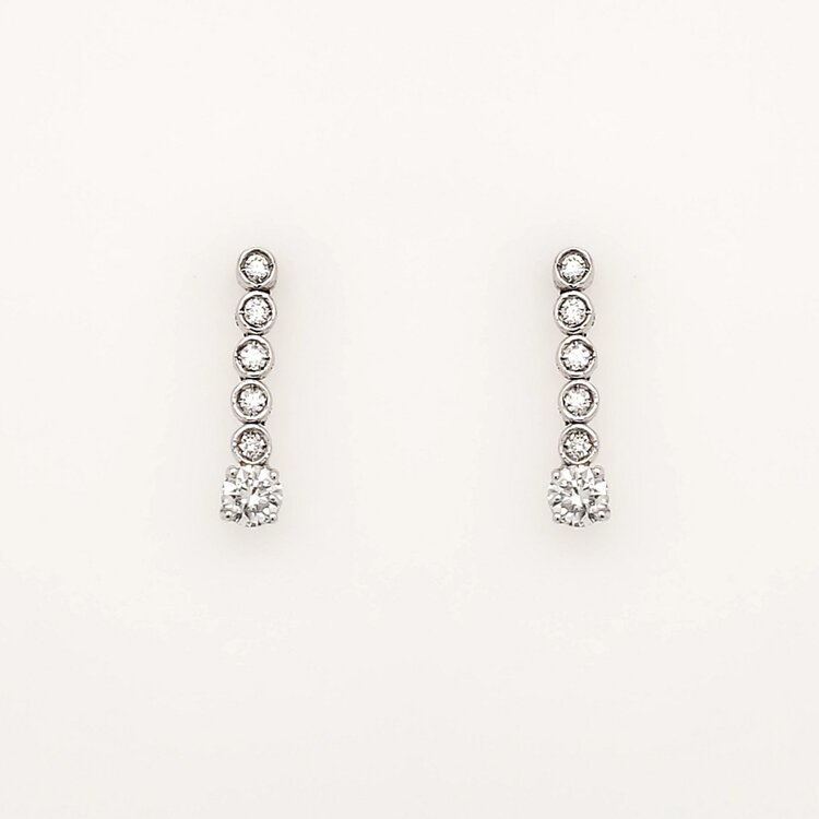 31281 14K WHITE GOLD .35CTW GRADUATING DIAMOND PETITE  HANGING  EARRINGS