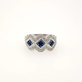 40393 18K WHITE GOLD .50CTW DIAMOND 3 RHOMBUS SHAPE HALO PRINCESS CUT SAPPHIRE FANCY COCKTAIL LADIES RING