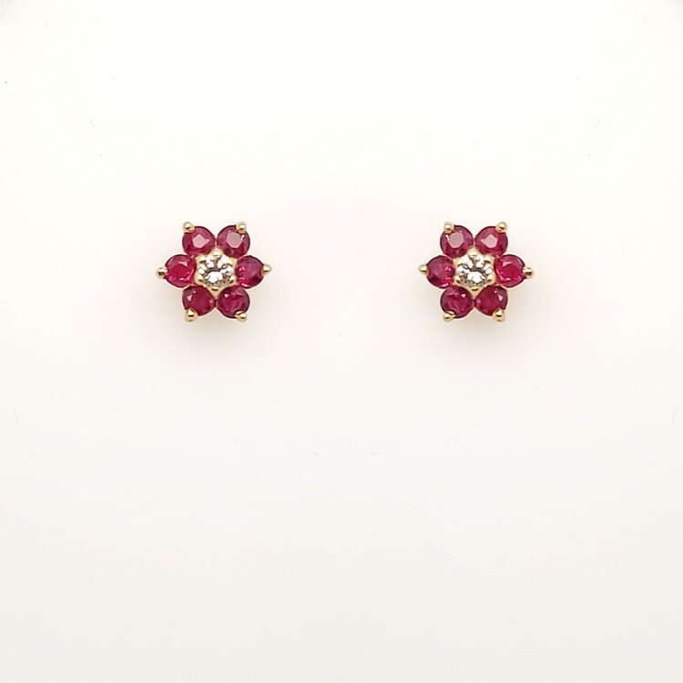 31347 14K YELLOW GOLD DIAMOND RUBY FLOWER STUD