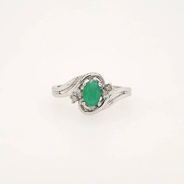 40411 10K WHITE GOLD OVAL EMERALD DIAMOND LADIES RING