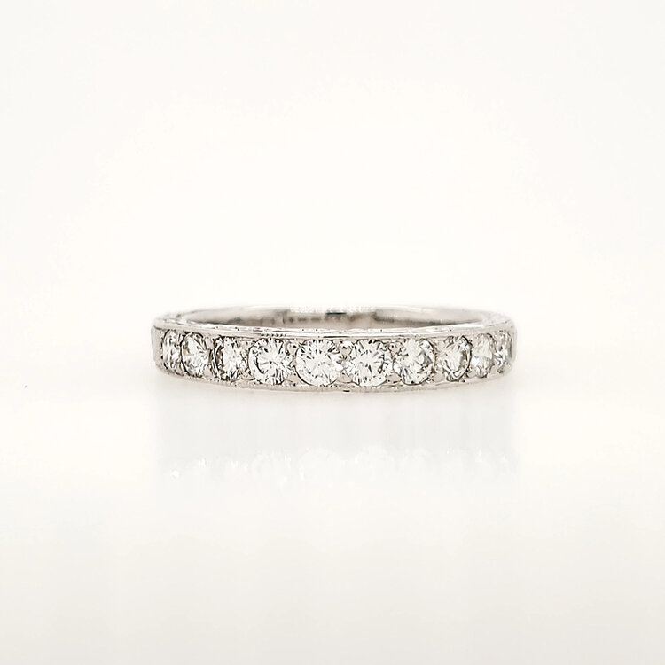 475269  18K WHITE GOLD .75CTW DIAMOND MILGRAIN SET COMMON PRONG WEDDING BAND