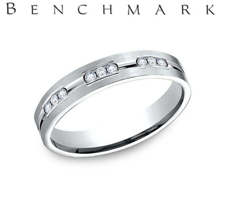 475289 14K WHITE GOLD .36CTW DIAMOND SATIN FINISH CENTER  HIGH POLISH WEDDING BAND