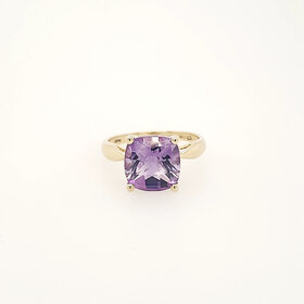 40464 10K YELLOW GOLD CHECKER BOARD CUT AMETHYST LADIES RING