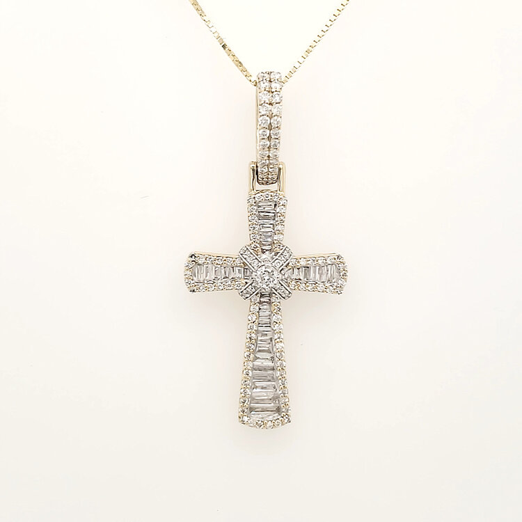 75078 14K YELLOW GOLD .80CTW DIAMOND BAGUETTE AND ROUND CROSSOVER CENTER DIAMONDS ON BALE FANCY CROSS PENDANT NECKLACE