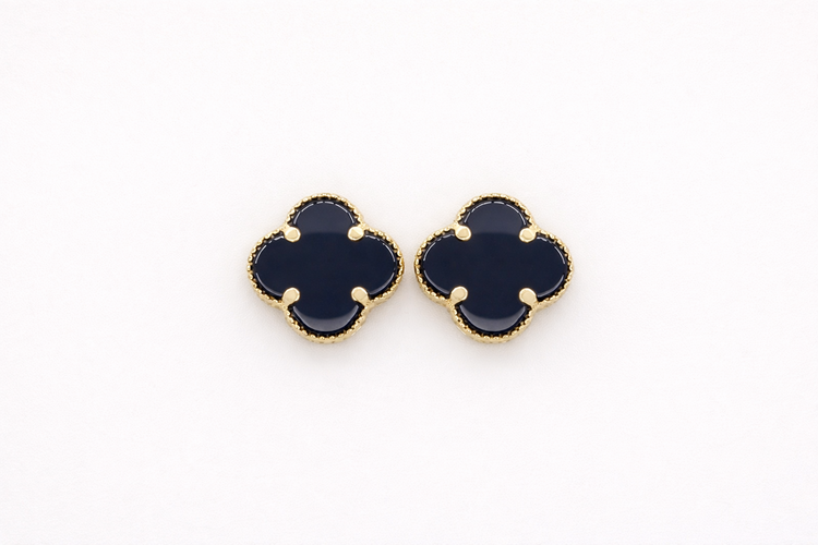 31096 14K YELLOW GOLD 12MMM BLACK ONYX CLOVER STUDS