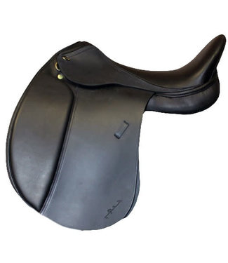 Santa Cruz Saddlery Selle de dressage Geneve Professional