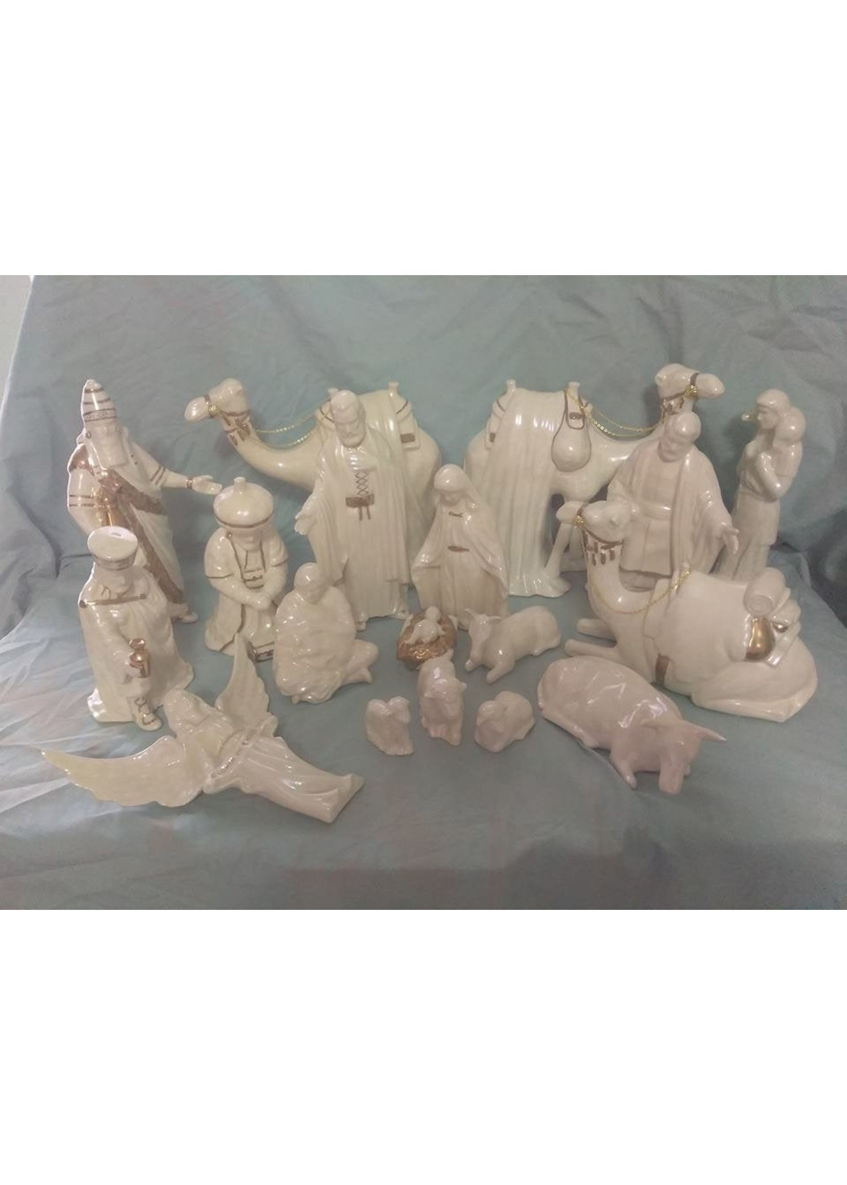 Creative Kreations Ceramics and Gifts Christmas Nativity 19 piece set Satin Glaze, Real Gold highlights and embellishments