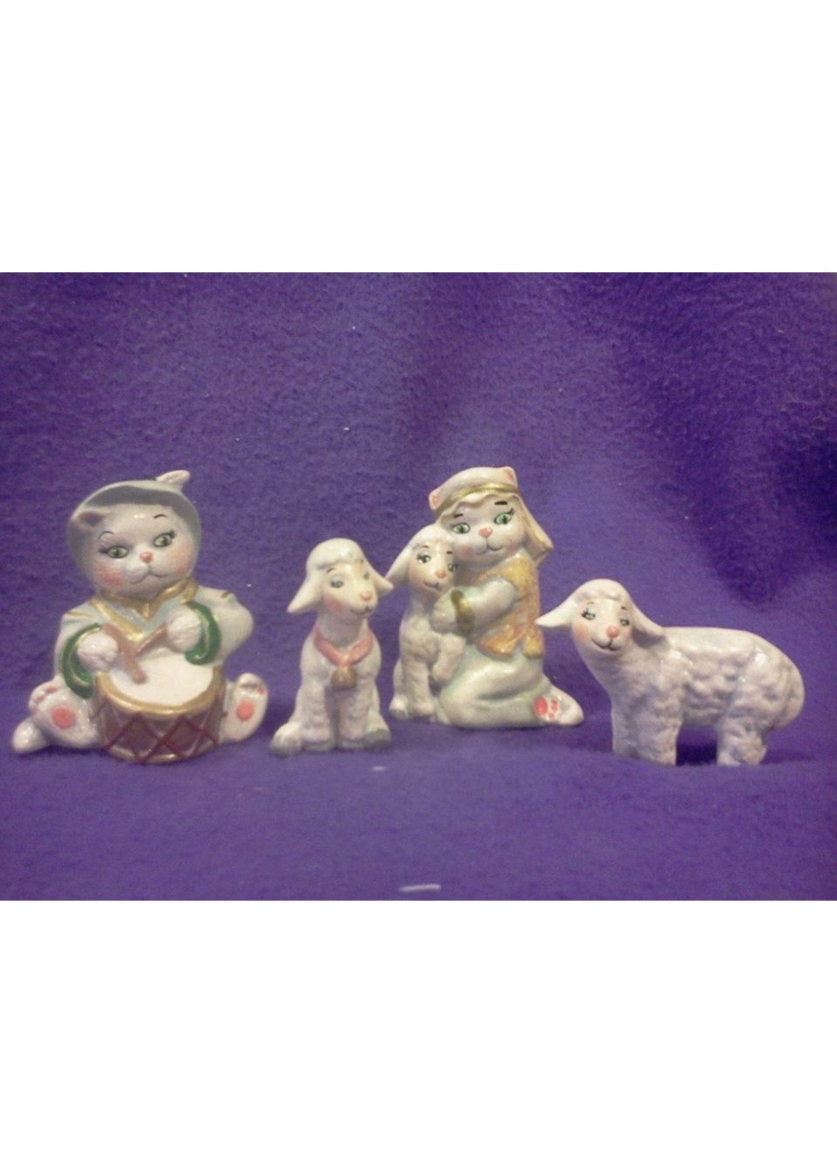 Creative Kreations Ceramics and Gifts Cat Nativity 12 piece 3" - 5" ceramic bisque, ready to paint