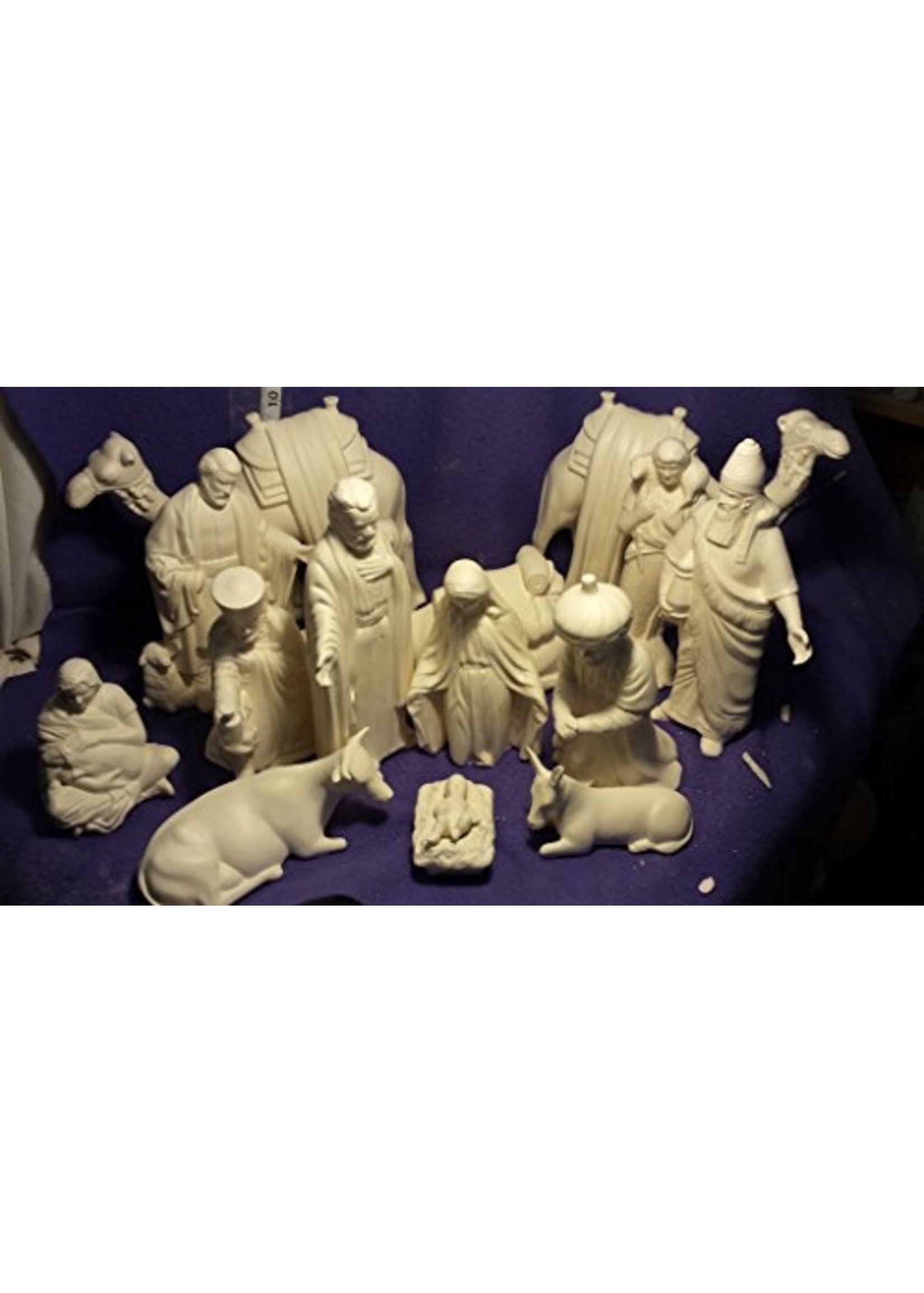 Creative Kreations Ceramics and Gifts Christmas Nativity 15 pieces finished in a Satin Clear Glaze 7" to 9"