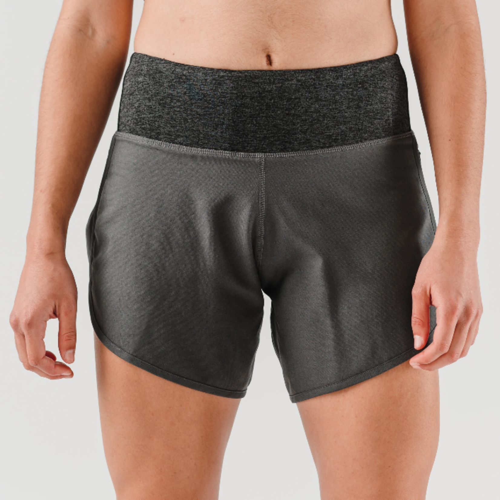 Rabbit Rabbit Pocket Shorts 6” (Women sz  XL)