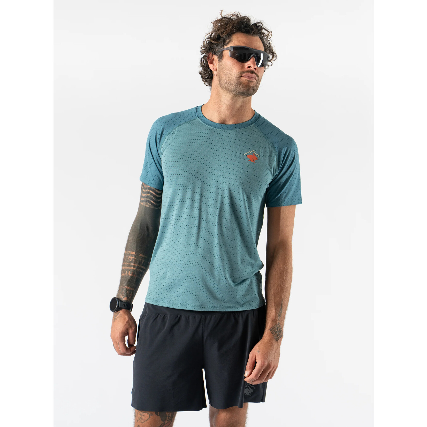 ウォーキング・ランニングウェア rabbit  /  EZ Tee Perf Short Sleeve Rabbit EZ Tee Perf Trail SS Men - Distance Runwear