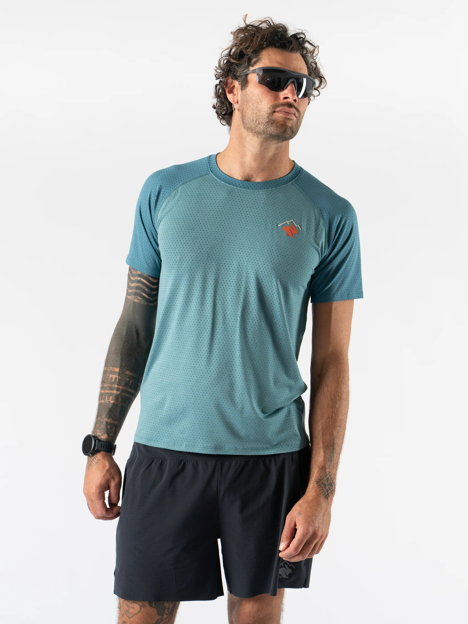 ウォーキング・ランニングウェア rabbit  /  EZ Tee Perf Short Sleeve Rabbit EZ Tee Perf Trail SS Men - Distance Runwear