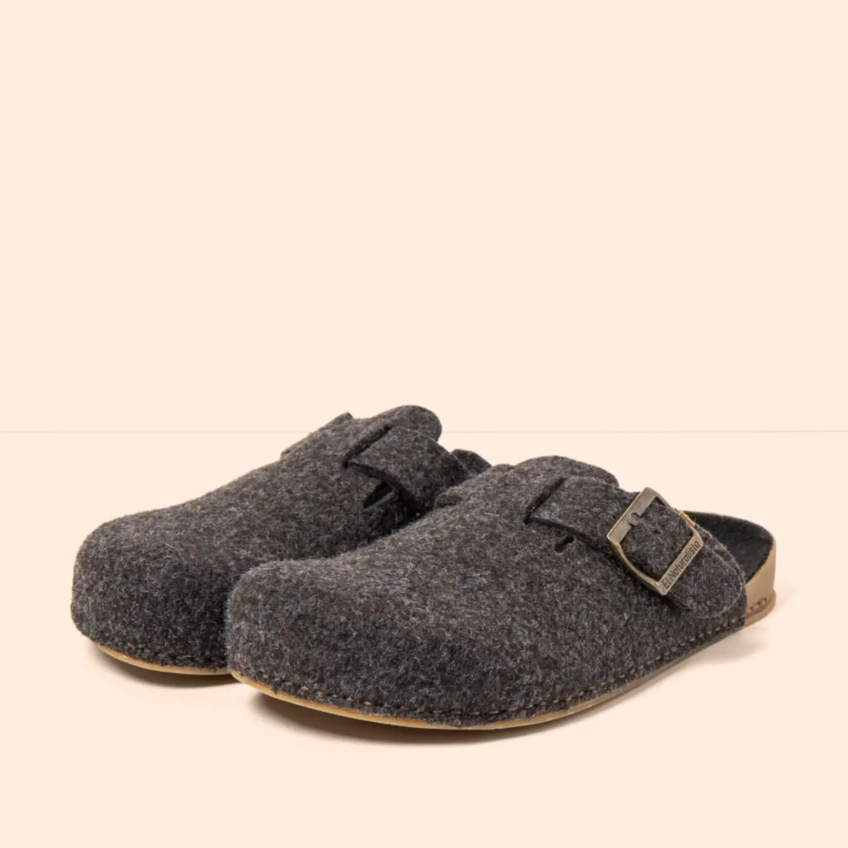El Naturalista El Naturalista Home NA68 Clog