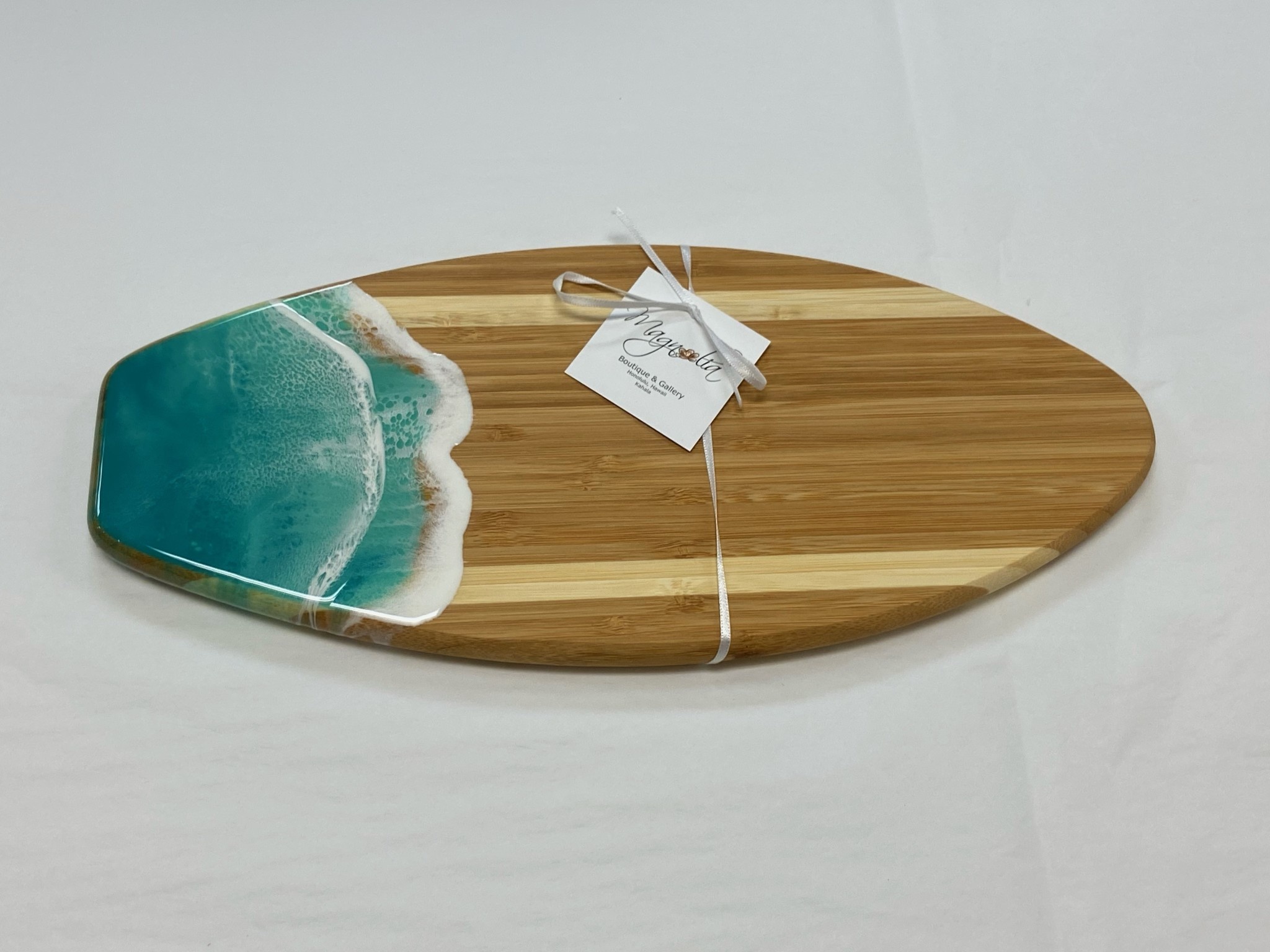 https://cdn.shoplightspeed.com/shops/644977/files/38643358/marr-art-works-small-surfboard-serving-board.jpg