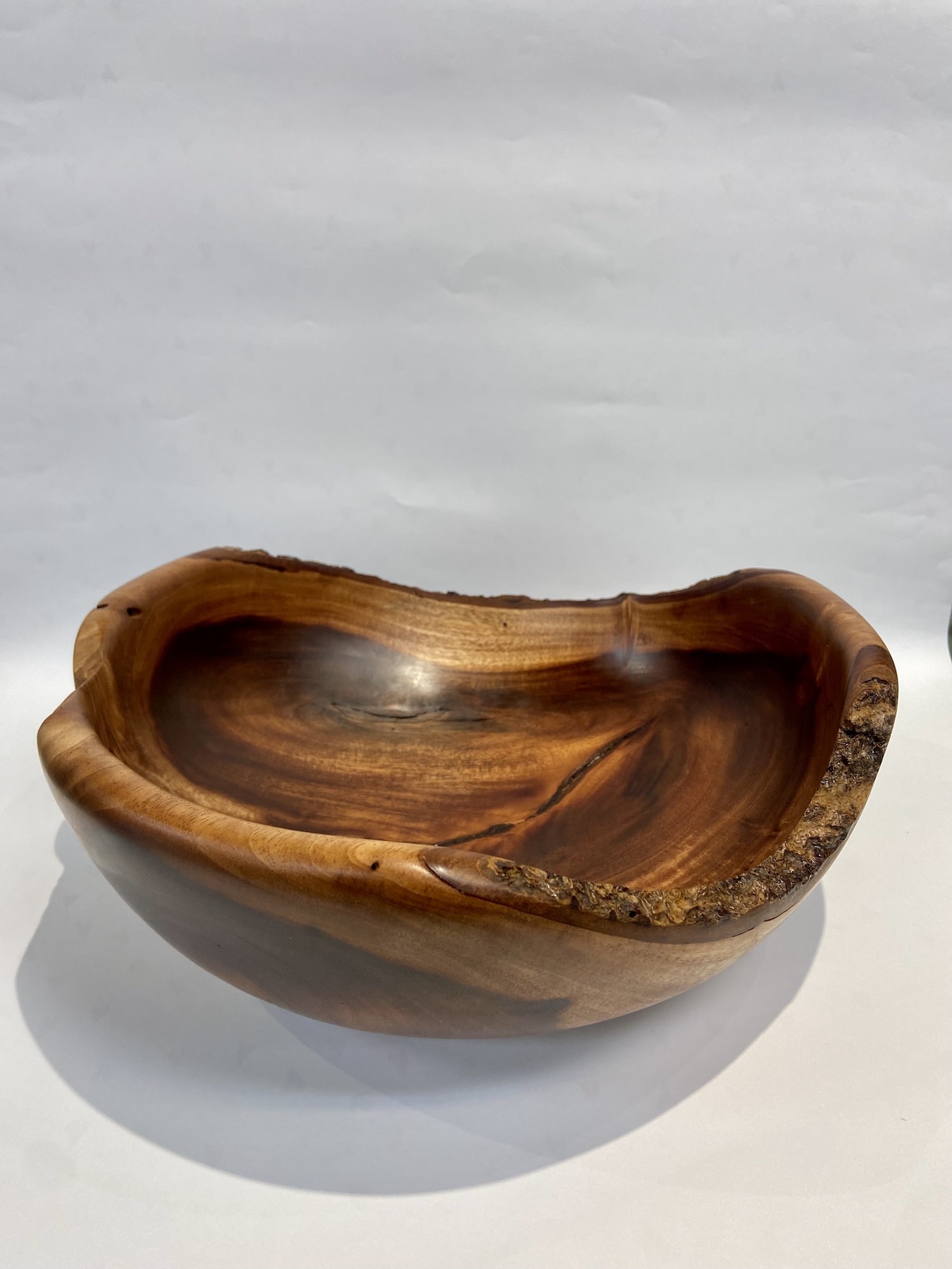Aaron Hammer #2372 MILO TRADITIONAL/NATURAL EDGE BOWL, APPROX. 10.75X3.5