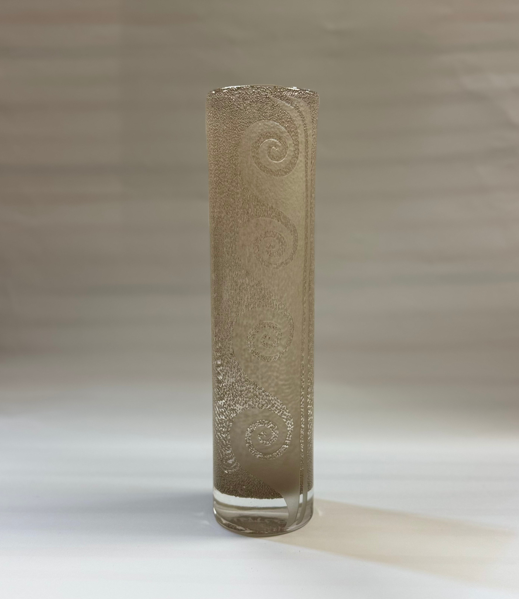 Heather Mettler TALL COPPER CYLINDER WITH WAVES