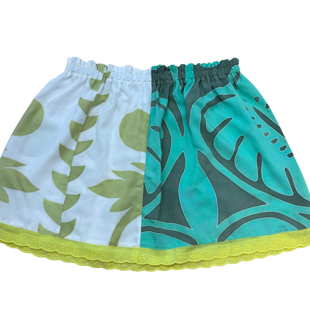 Ginger Leong Made in Hawaii Hula Iki Top-Small/Med-Seafoam/Light Green Heliconia on White/Lime Lace