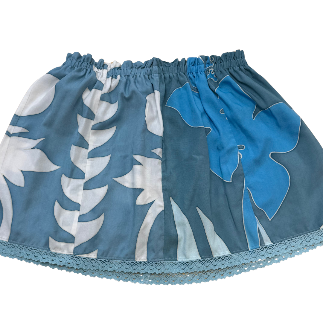 Ginger Leong Made in Hawaii Hula Iki Top-Small/White Heliconia on Blue/Blue Flower on Blue/Light Blue Lace