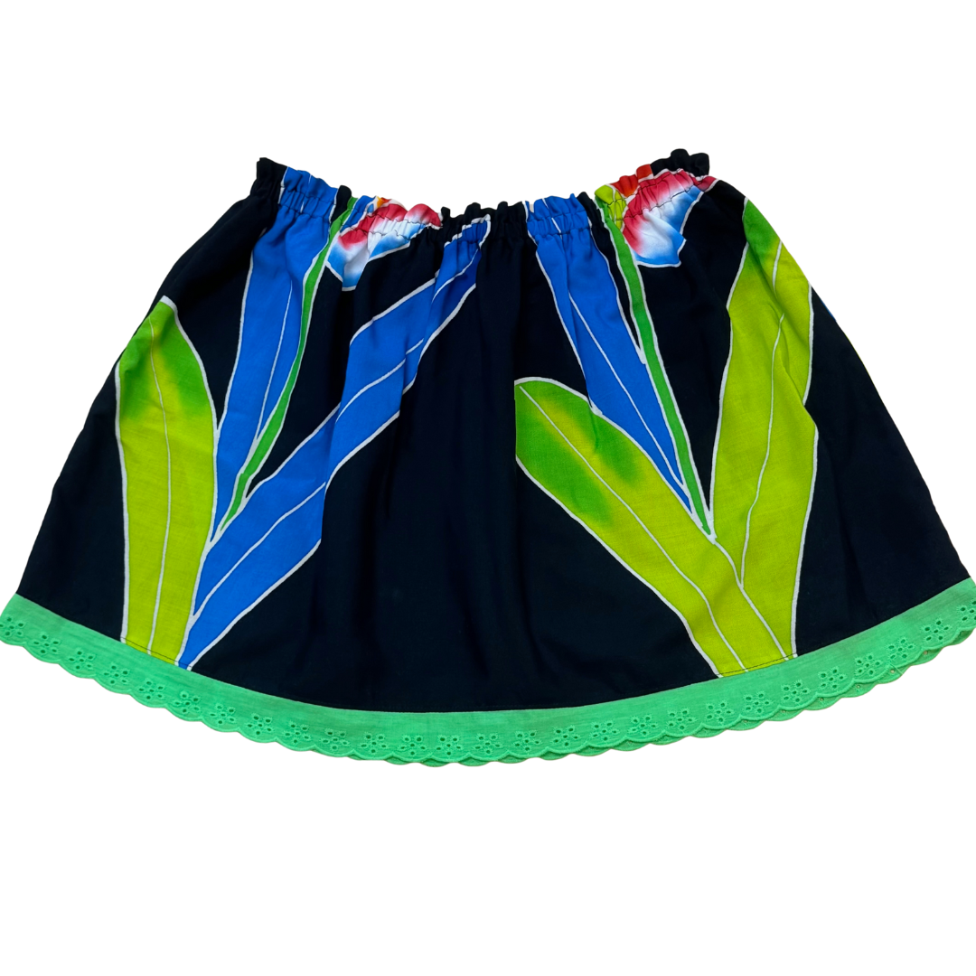Ginger Leong Made in Hawaii Hula Iki Top-Black Green Blue Flower Stems/Lime Green Lace