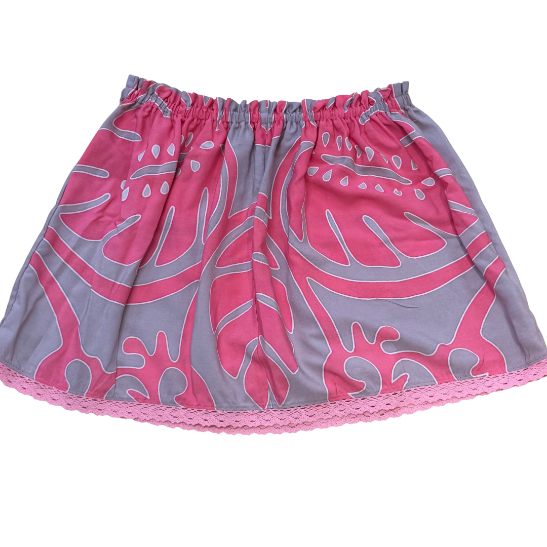 Ginger Leong Made in Hawaii Hula Iki Top-Small/Med-Hot Pink Monstera over Lavender/Pink Lace