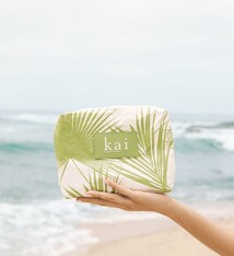 Kai Kai x ALOHA Collection Getaway Essentials Set – Perfume Oil & Travel Pouch