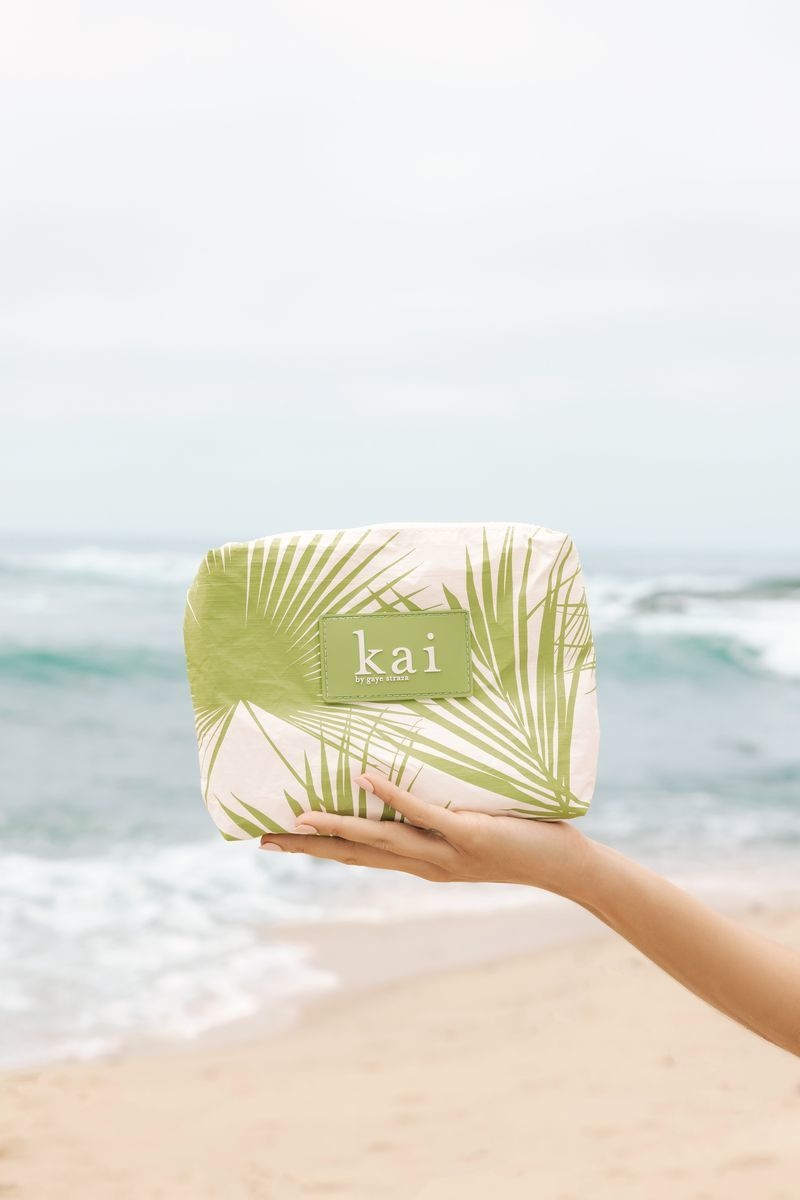 Kai Kai x ALOHA Collection Getaway Essentials Set – Perfume Oil & Travel Pouch