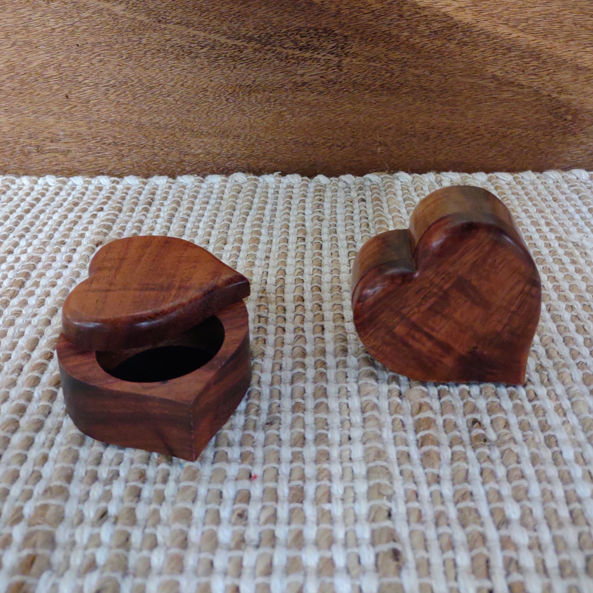 Honolulu Woodworking Designs HEART BOX W/MAGNETIC LID -APPROX 2.5”