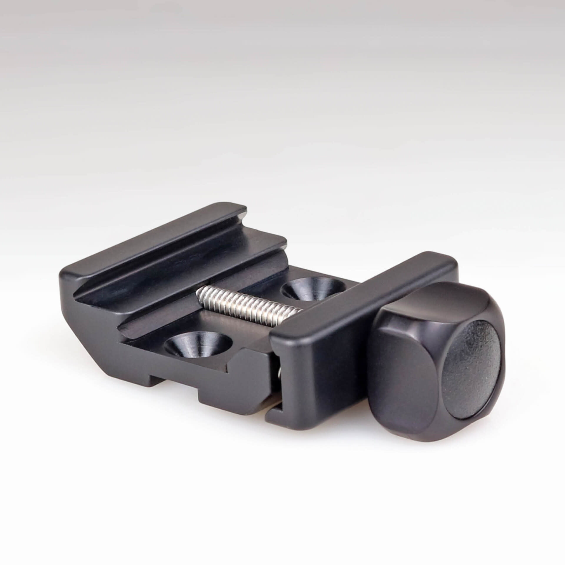 RRS SOAR BTC-PRO BIPOD ARCA CLAMP