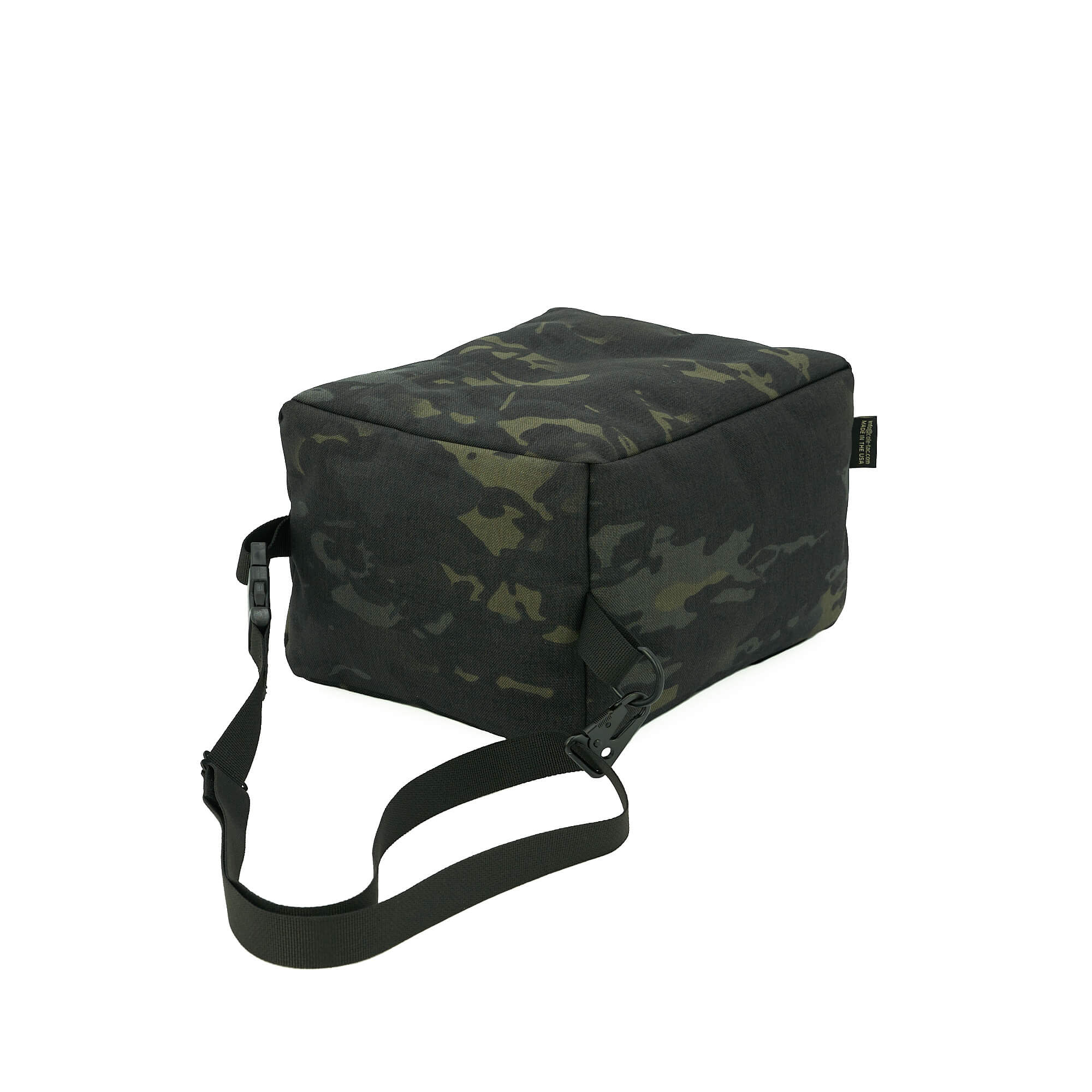 COLE-TAC COLE-TAC CUDDLE BAG, BLACK MULTICAM