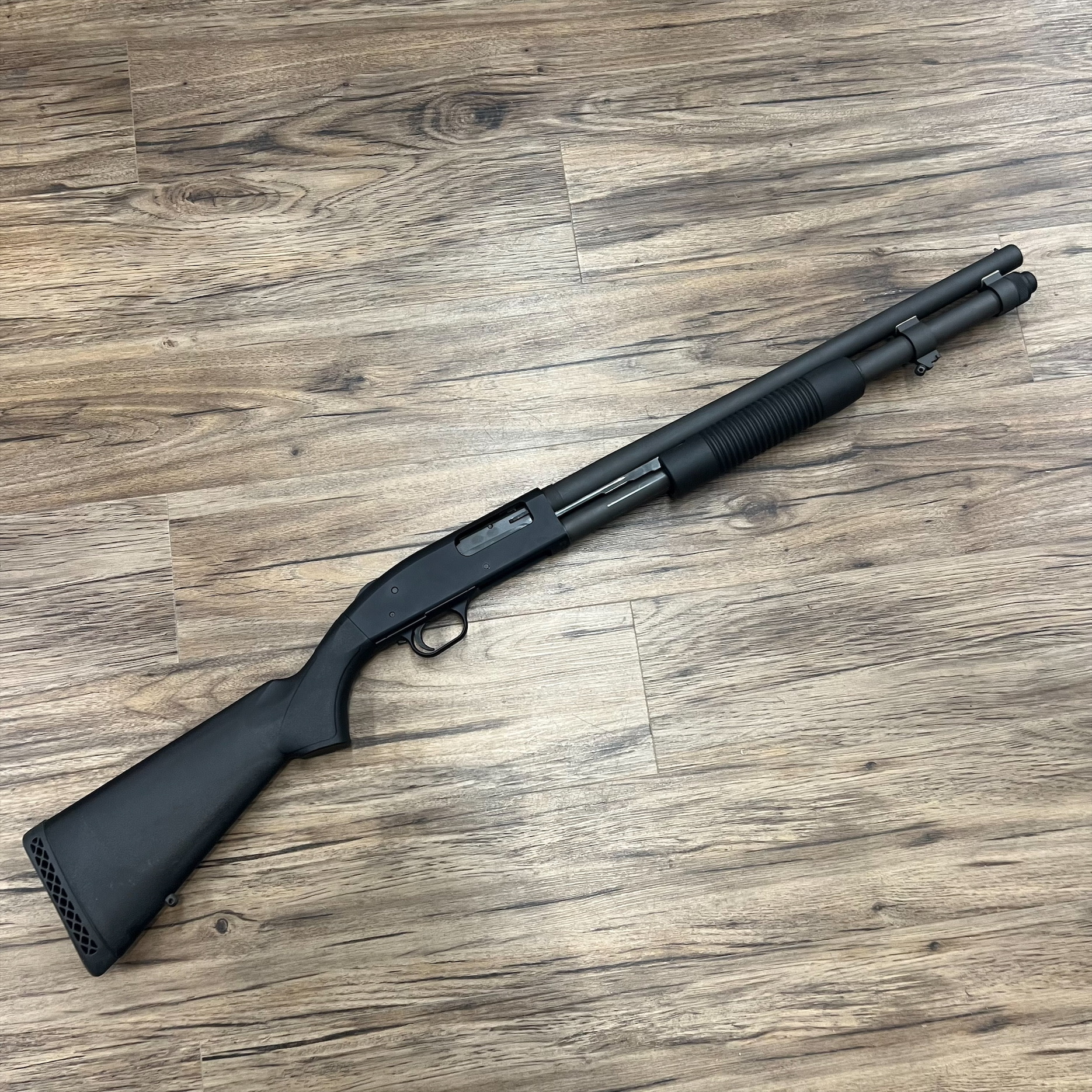 MOSSBERG MOSSBERG 590A1 TACTICAL SHOTGUN, 12 GA, 20” HEAVY BARREL, 8+1 MAGAZINE, BEAD SIGHT, PRE-OWNED