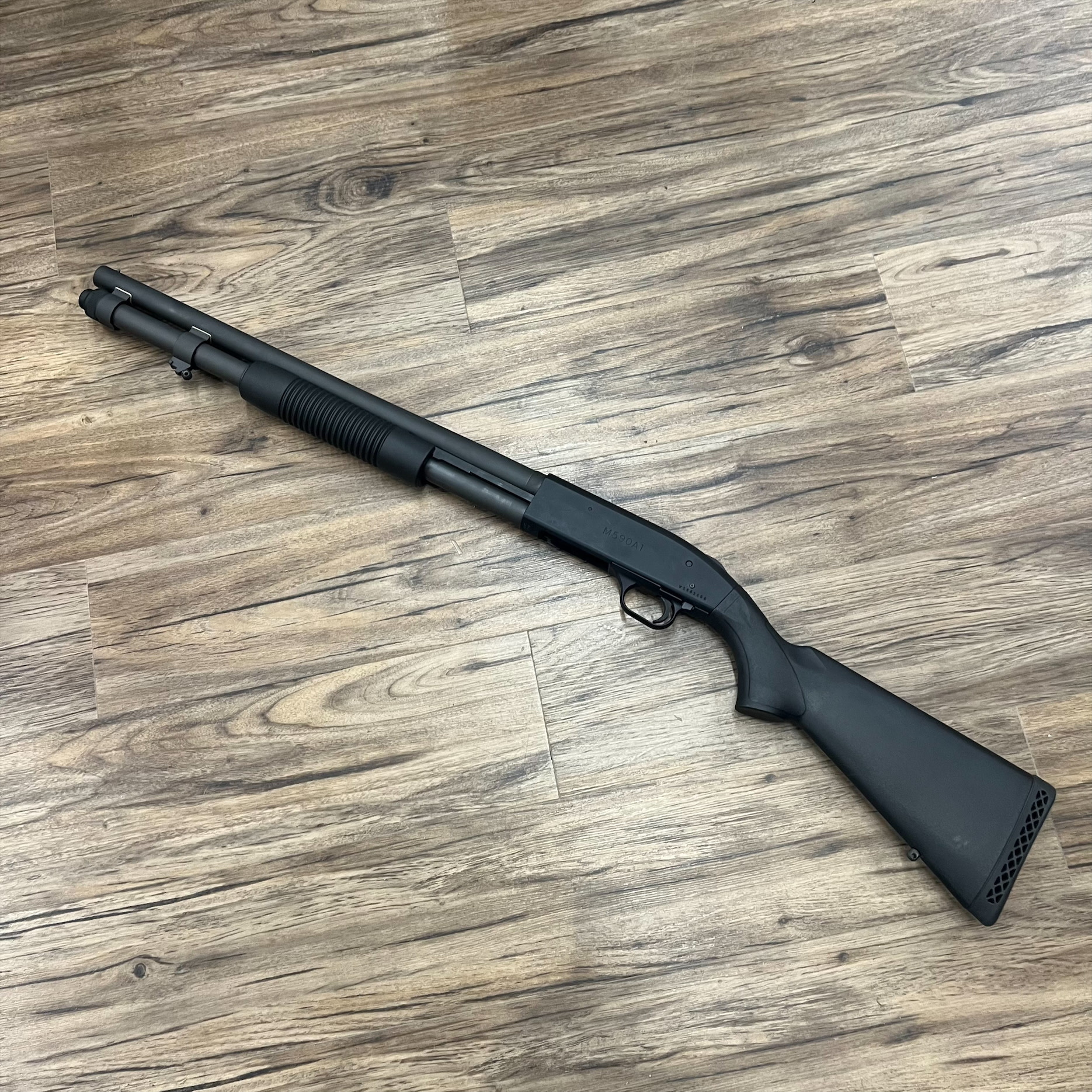 MOSSBERG MOSSBERG 590A1 TACTICAL SHOTGUN, 12 GA, 20” HEAVY BARREL, 8+1 MAGAZINE, BEAD SIGHT, PRE-OWNED