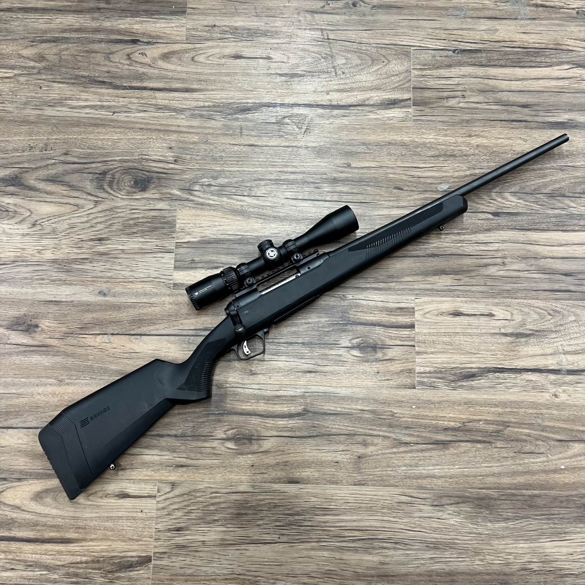 SAVAGE SAVAGE 110 APEX HUNTER XP RIFLE, 308 WINCHESTER, W/ VORTEX SCOPE, PRE-OWNED