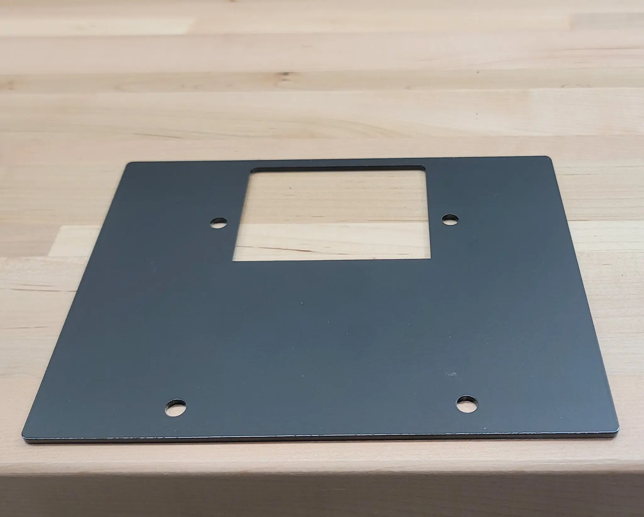 INLINE FABRICATION SPACER FOR FLUSH MOUNT BASE PLATE, REQUIRED IF YOU ARE NOT ROUTING PLATE INTO YOUR BENCH