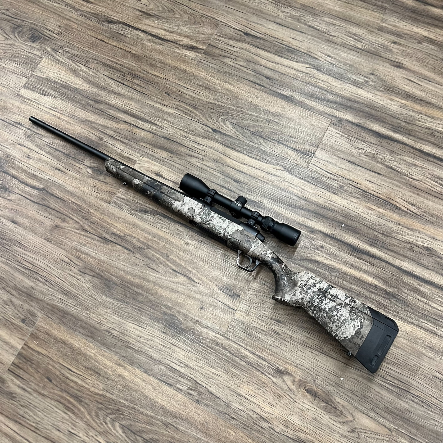 SAVAGE SAVAGE AXIS XP RIFLE, 243 WIN, CAMO STOCK, W/ SCOPE, PRE-OWNED