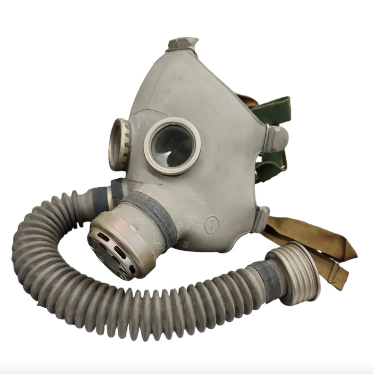 RUSSIAN SURPLUS RUSSIAN CHILD GAS MASK, MASK ONLY, NO FILTER