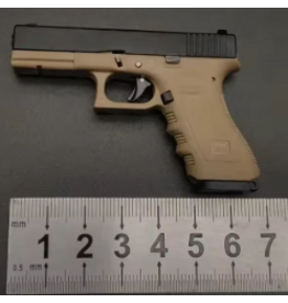 MISC GLOCK G17 KEYCHAIN, 1:3 SIZE, MOVING SLIDE & REMOVABLE MAGAZINE, TAN