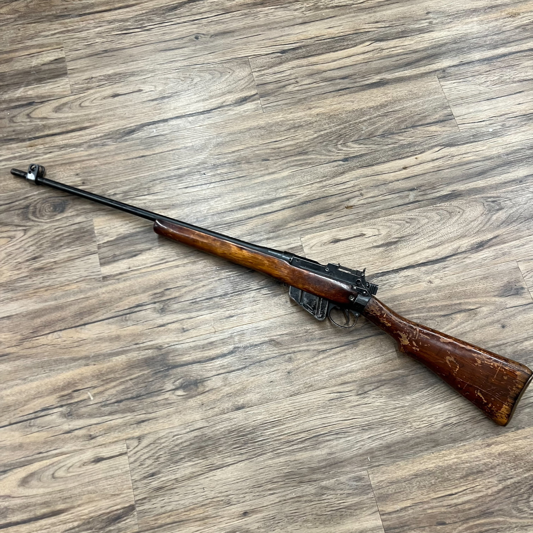 LEE ENFIELD ROF NO. 4 MK. 1, SPORTERIZED RIFLE, 303 BRITISH, UNFIREABLE, SOLD AS IS FOR PARTS, PRE OWNED