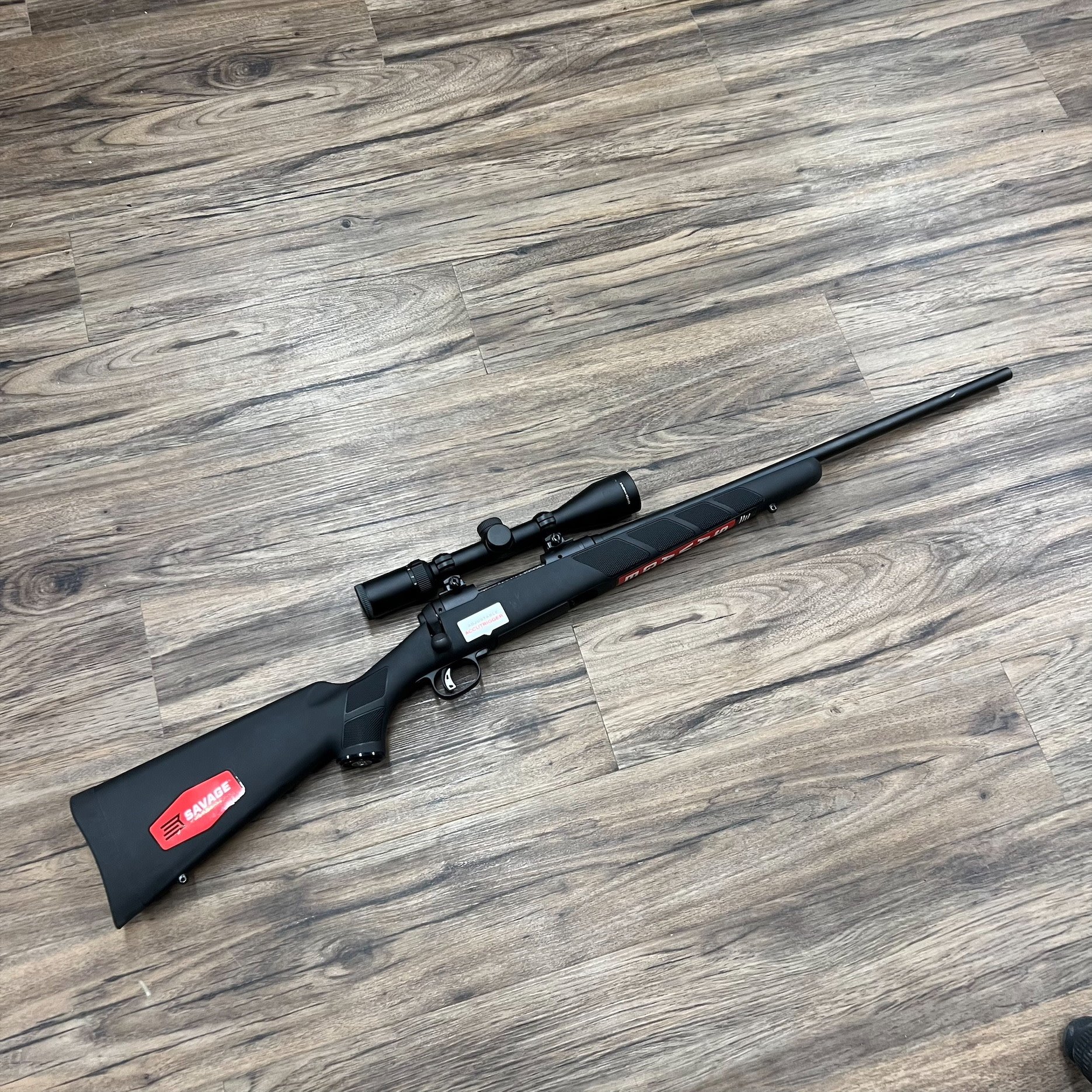 SAVAGE SAVAGE MODEL 11 RIFLE, .308 WIN, W/ WEAVER 3-9X40 SCOPE, PRE OWNED