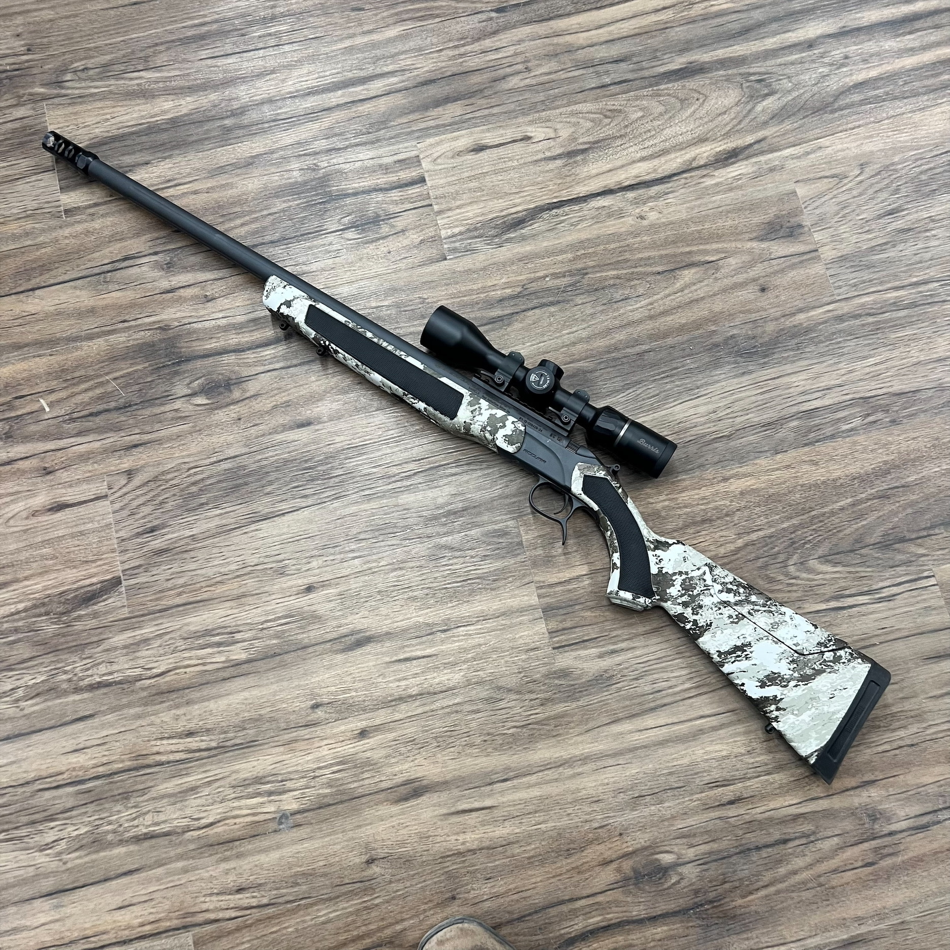 CVA CVA ACCURA MR-X MUZZLELOADER RIFLE, 50 CAL, GREY CERAKOTE, W/ BURRIS FULLFIELD SCOPE, MUZZLE BRAKE, PRE-OWNED