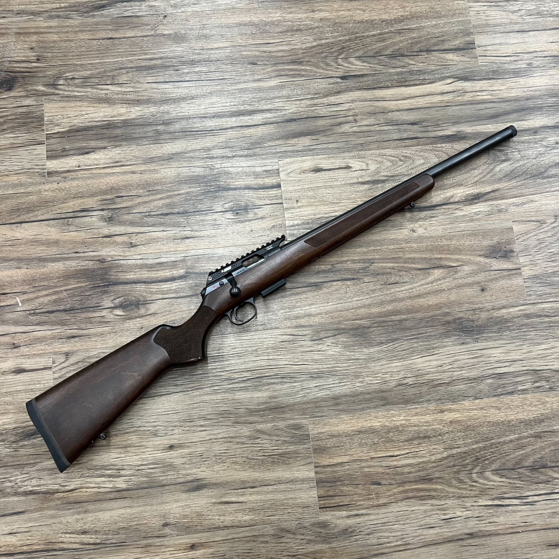 CZ CZ 457 VARMINT RIFLE, 22 WMR, 20" BARREL, WOOD STOCK, PRE-OWNED