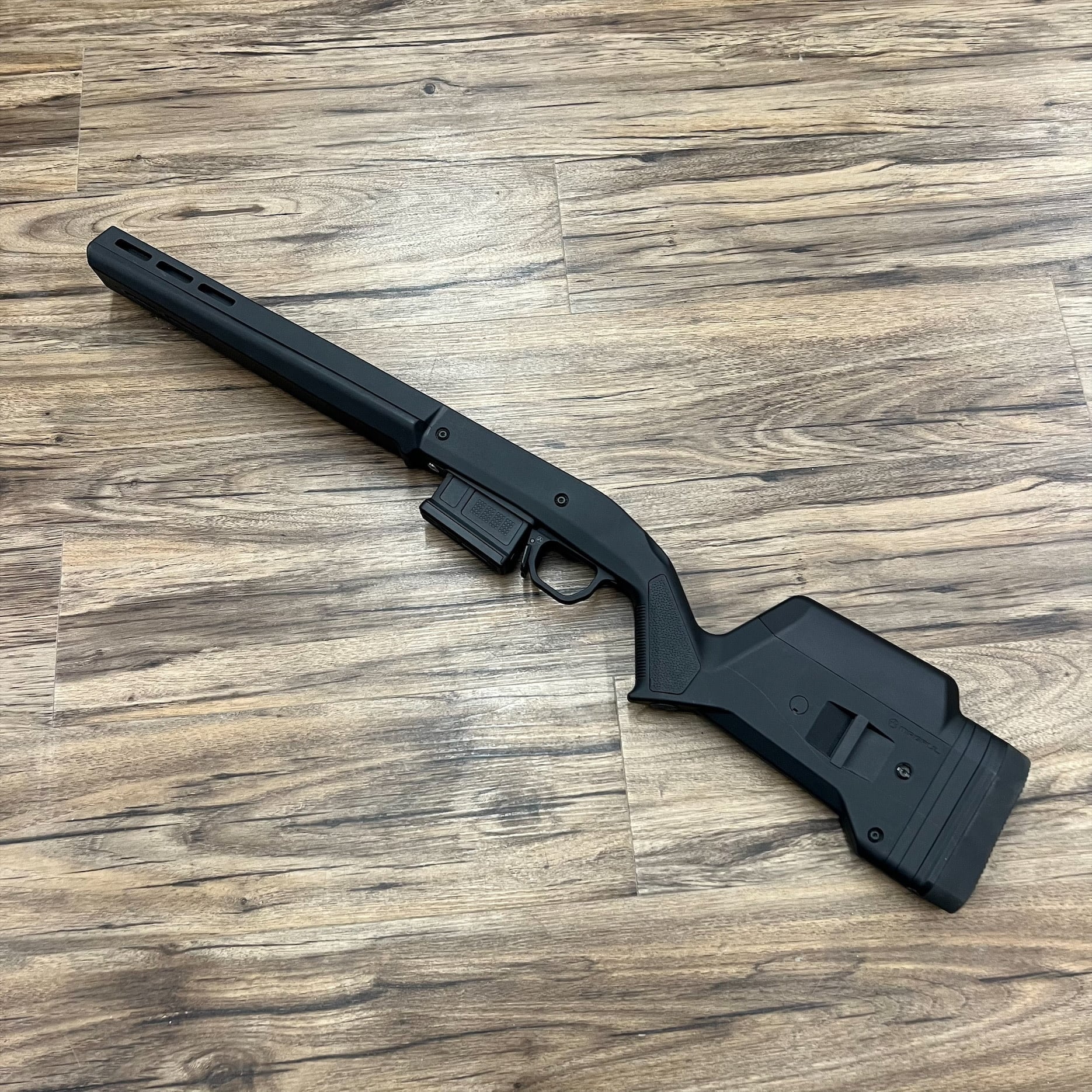 MAGPUL MAGPUL HUNTER 700 STOCK, REMINGTON 700, SHORT ACTION, BLACK, PRE-OWNED