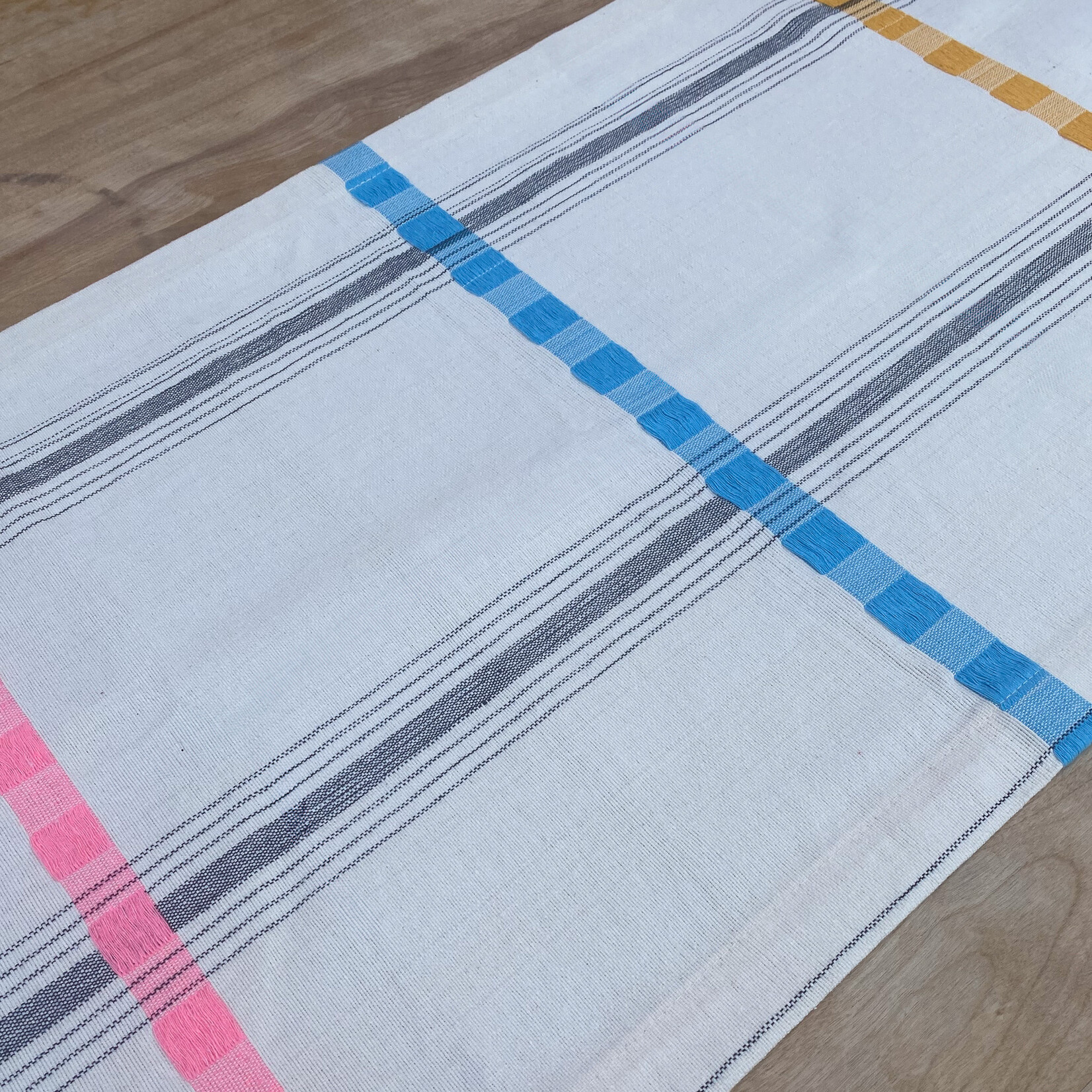 Table Runner, HW 118in