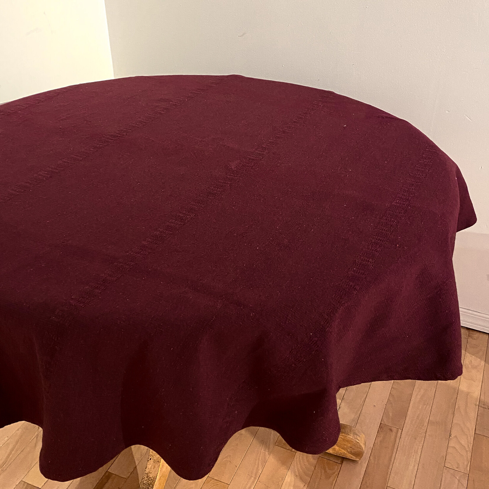 Tablecloth, HW Round 59in, Burgundy