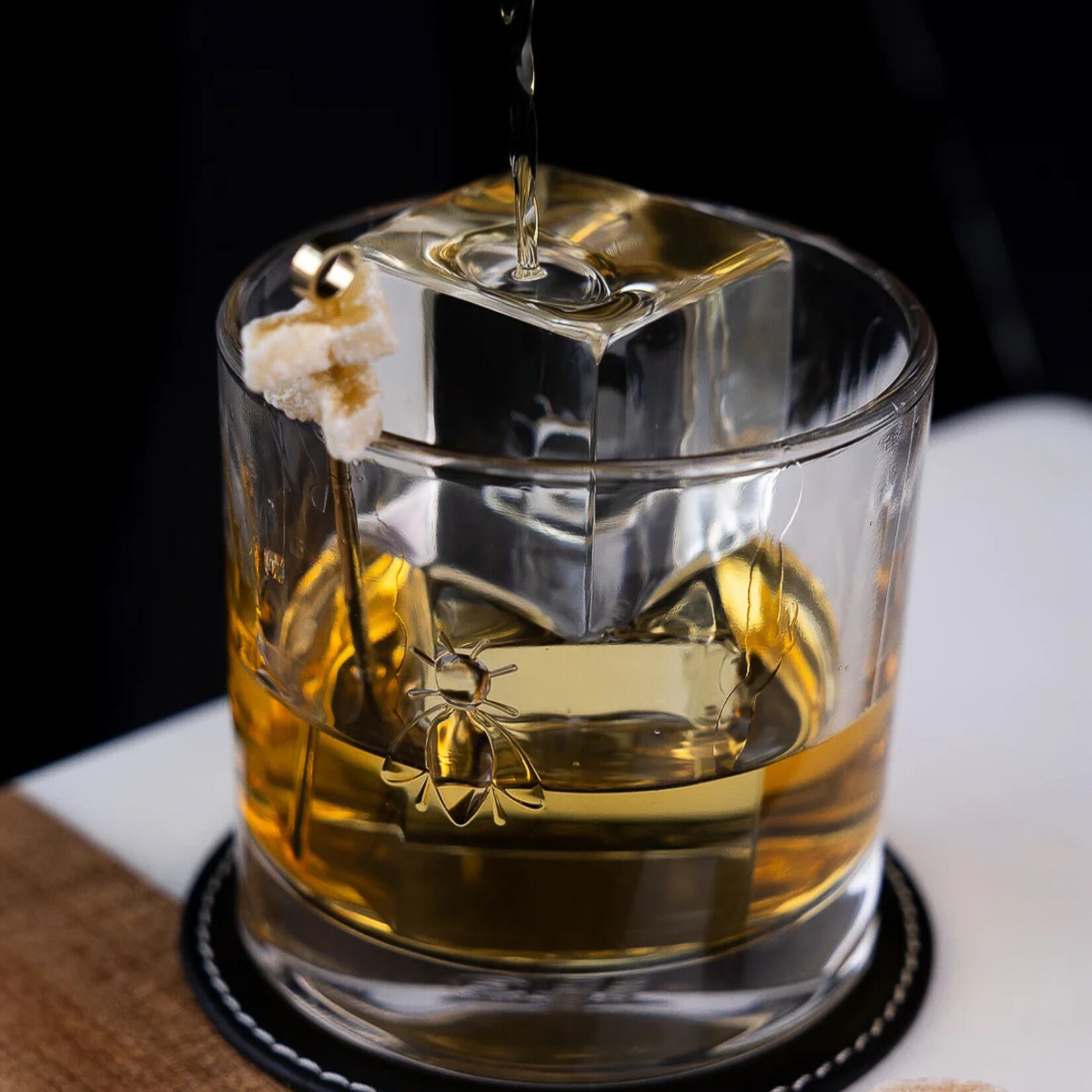 Glass, Bee Whisky