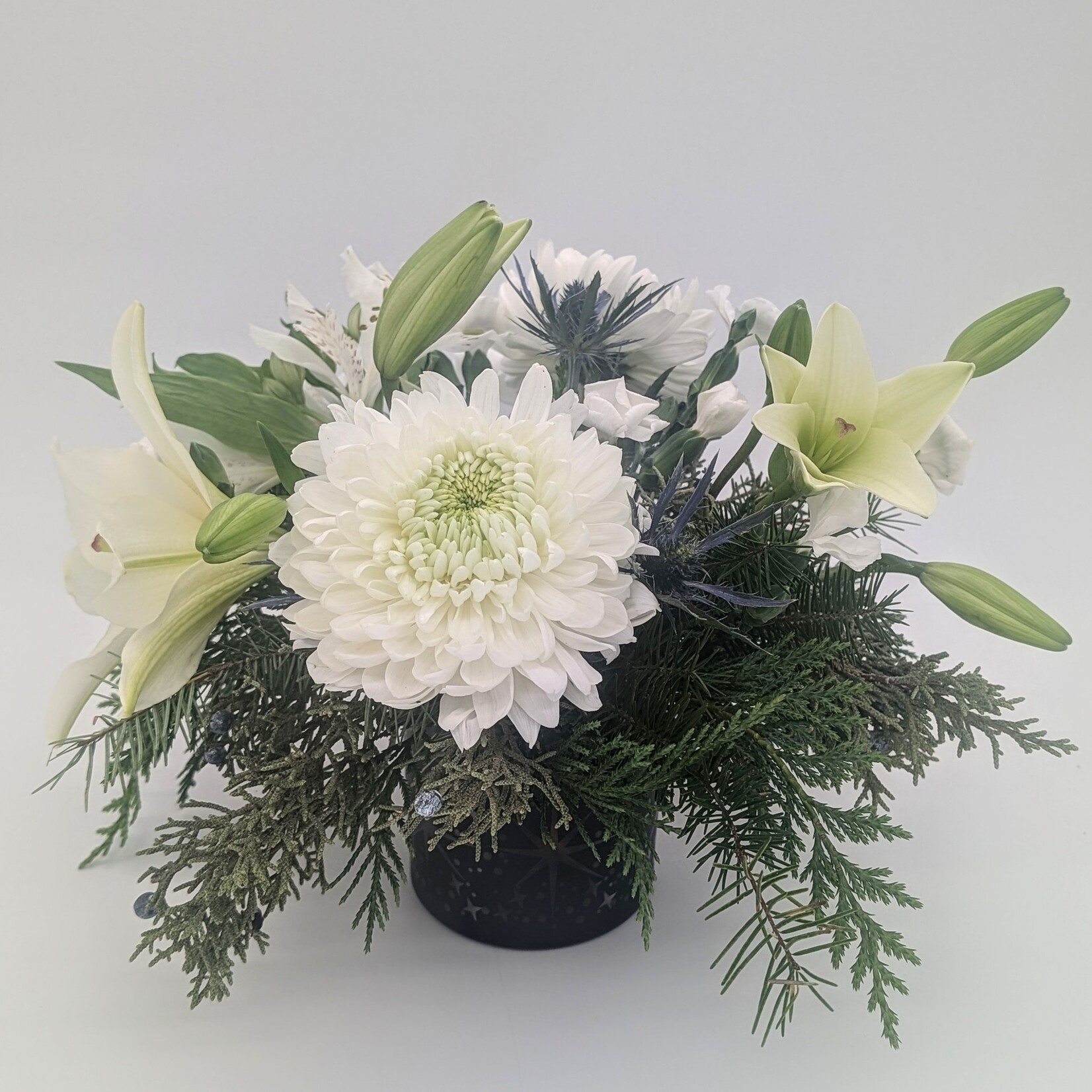 Soft Neutral Centerpiece